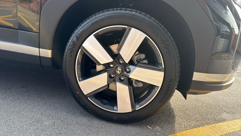 Hyundai SANTA FE 1.6 TGDi Plug-in Hybrid Premium 5dr 4WD Auto Estate